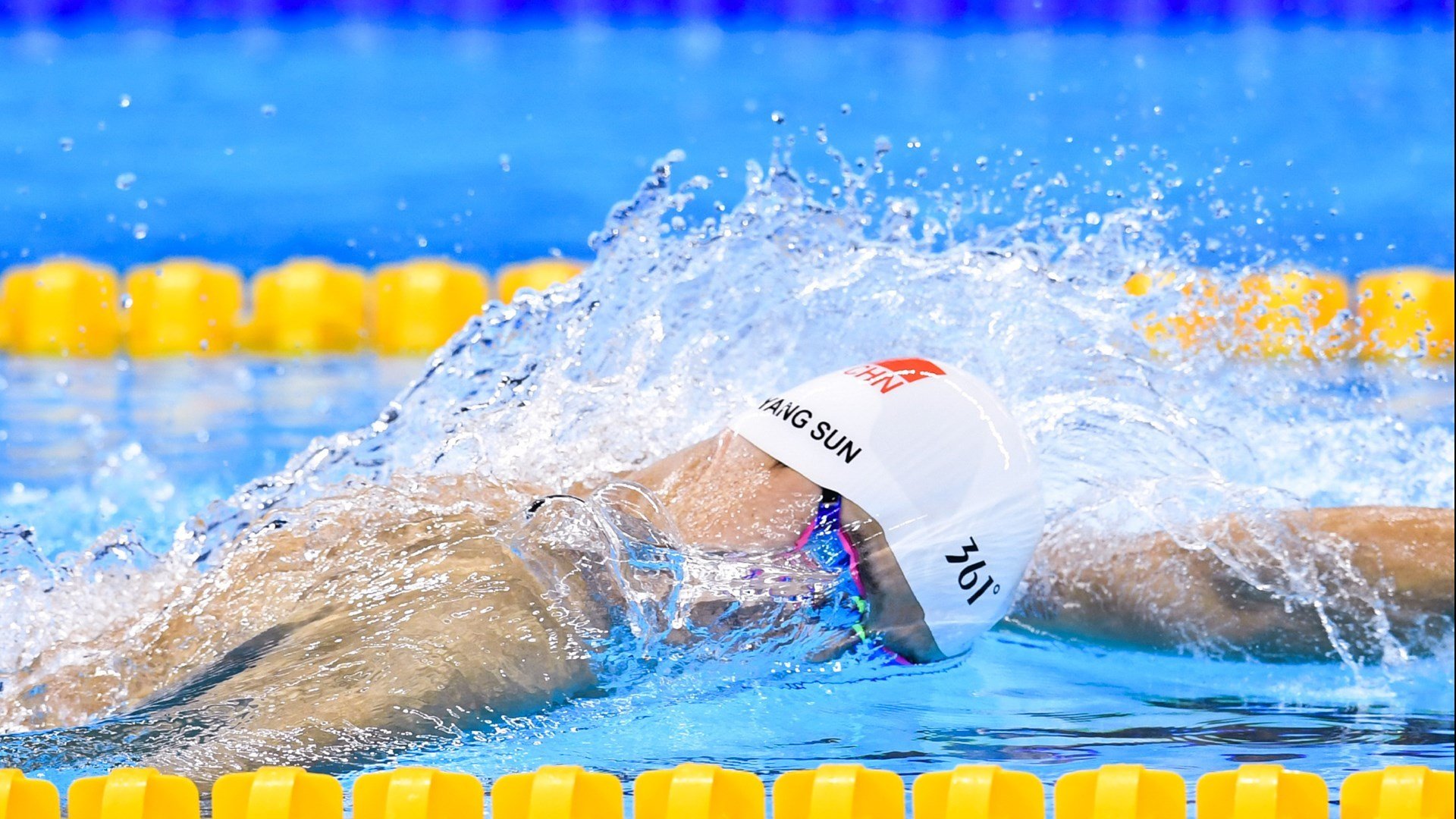 星空娱乐棋牌官网下载-中国女篮的勇气赢得世界尊敬，中国女篮厉不厉害